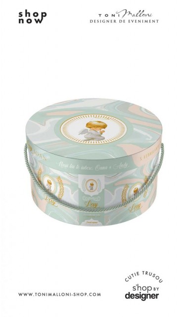 Cutie trusou botez cu un bebe inger si motive verde menta si accente aurii gold 1